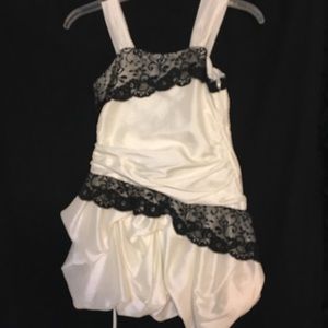 Cute vintage style bubble dress